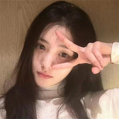 笼中女囚